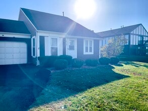 Building Photo - 817 74th St