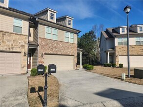 Building Photo - 3090 Cedar Glade Ln NE