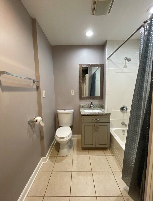 Foto del edificio - 1755 W Crystal St