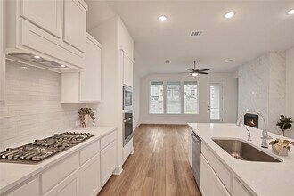 Building Photo - 6027 Churchill Spgs Ln