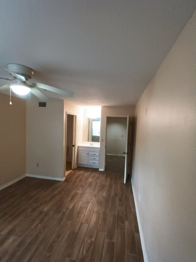 Foto del edificio - 7330 Westpointe Blvd