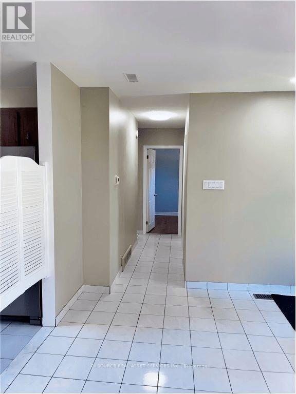 Building Photo - 8 Vanson Ave