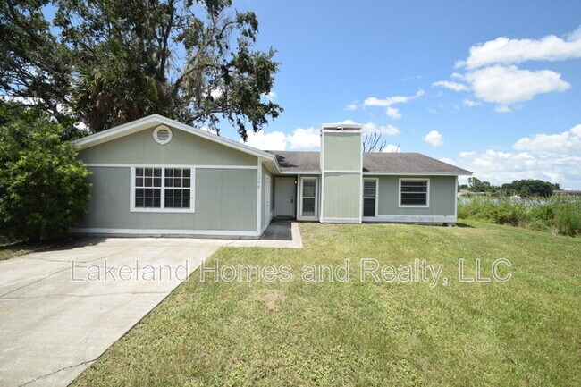 Building Photo - 1204 Honeytree Ln W