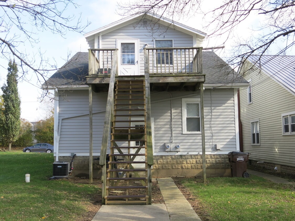 27 Elmer St, Tiffin, OH 44883 Apartments in Tiffin, OH