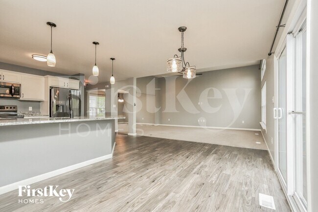 Building Photo - 1020 Remington Dr