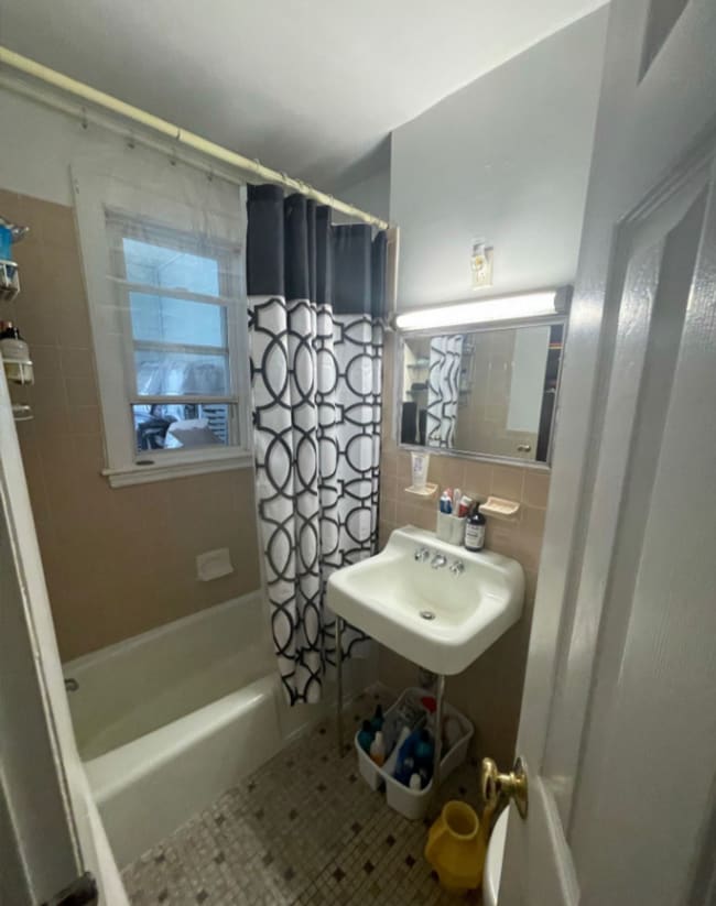 Building Photo - 87 Winthrop Shore Dr