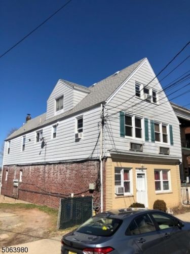 Primary Photo - 147 MacArthur Ave