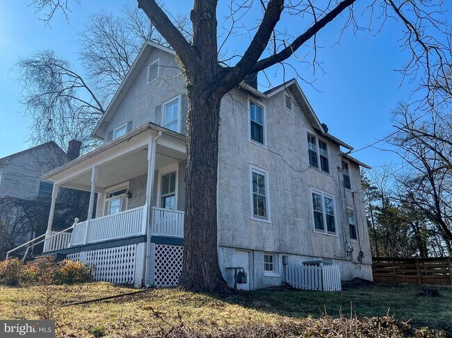 Building Photo - 314 North St