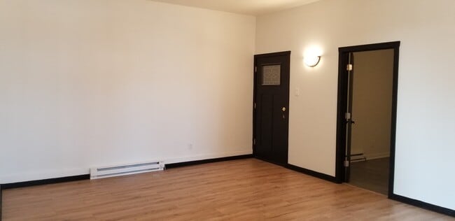Building Photo - 1818 4th St
