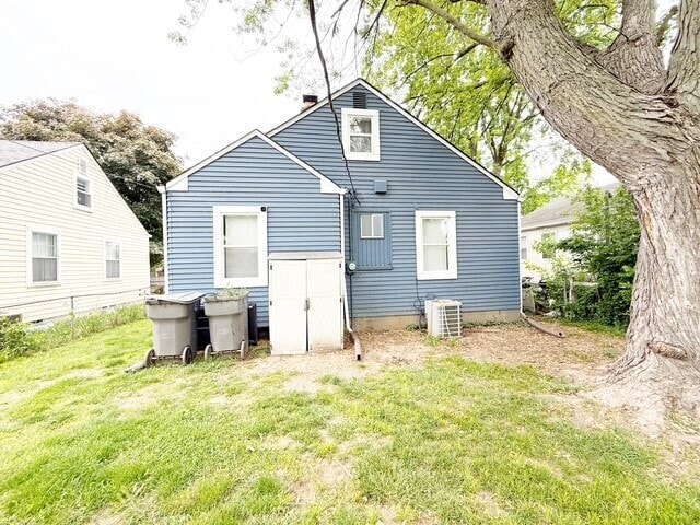 Building Photo - 1215 N Somerset Ave
