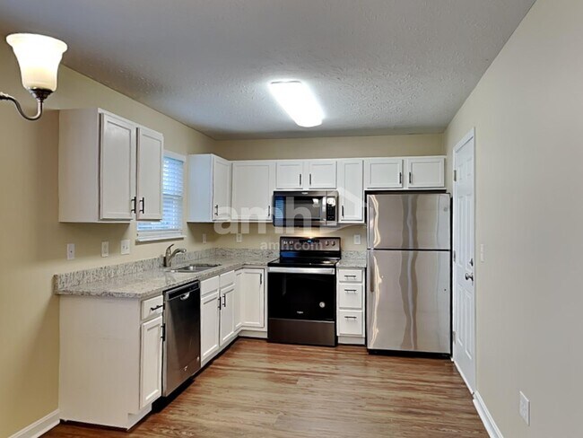 Foto del edificio - 10319 Fredricksburg Rd