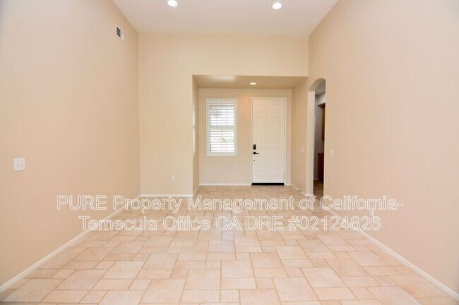 Foto del edificio - 23745 Aspen Dr