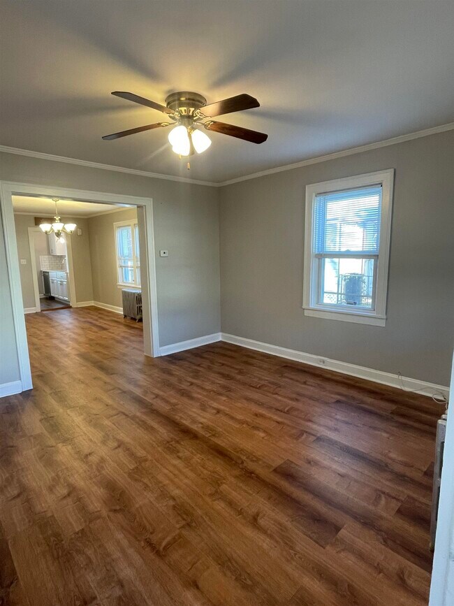 Building Photo - 42 Intervale Rd
