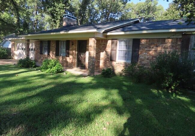 Foto del edificio - South Tyler! Beautifully Updated 3 Bedroom...