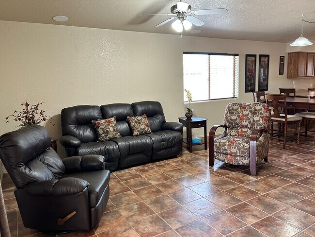 Foto del edificio - Beautiful Fully Furnished Rental in Arroyo De Fortuna
