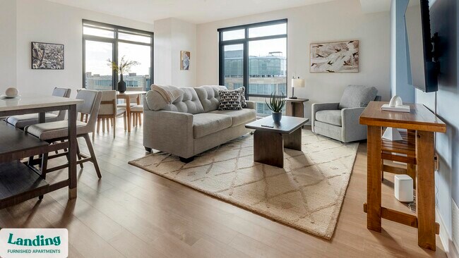 Building Photo - 350 Maple Dr SW