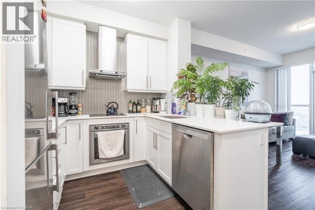 Building Photo - 2087 Fairview St