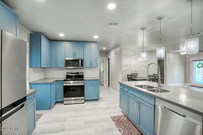Foto del edificio - 1817 N 21st St