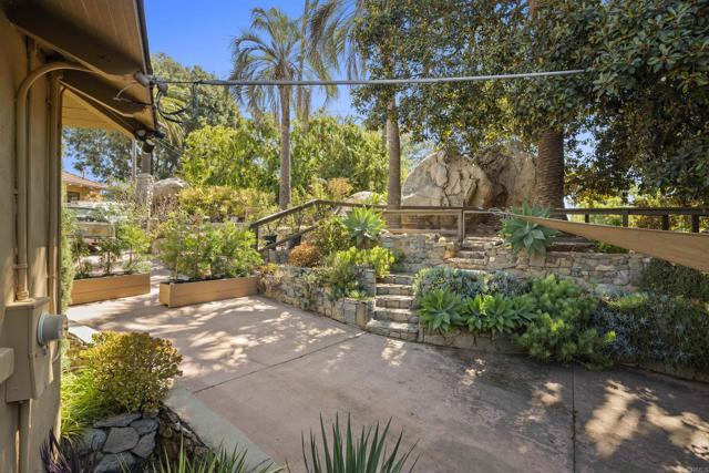 Building Photo - 9951 El Granito Ave