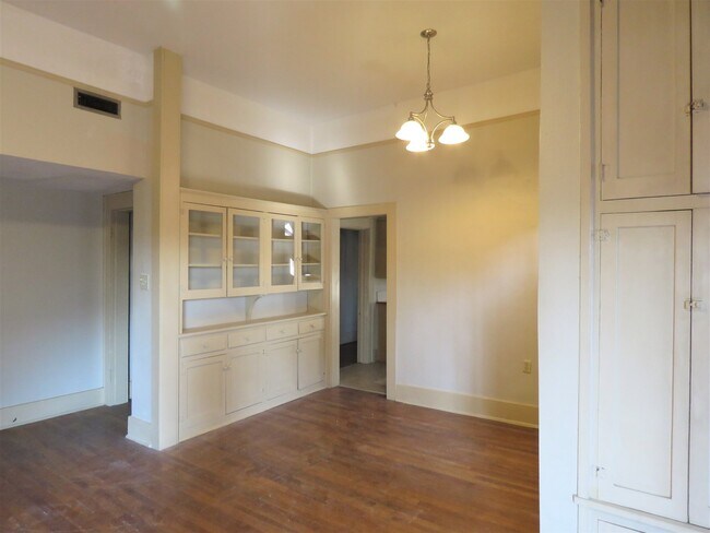 Foto del edificio - 511 E 7th St