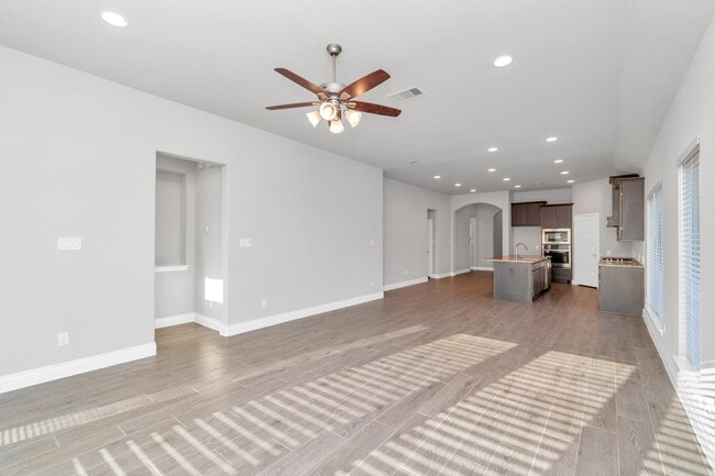 Building Photo - 2727 Primrose Bloom Ln