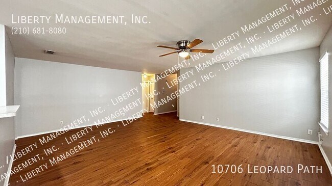 Foto del edificio - 10706 Leopard Path