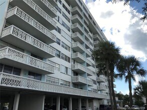 Building Photo - 13155 Ixora Ct