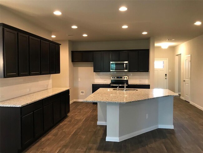 Foto del edificio - 6409 Kildare Dr