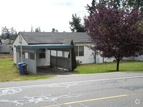 Building Photo - 1001 NW Crosby Ave