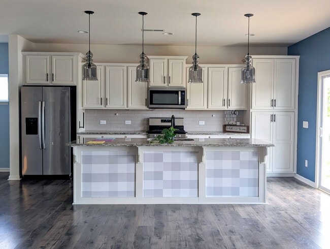 Building Photo - Welcome to your dream home, nestled in the...