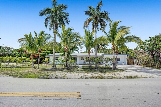 Foto del edificio - 2416 SE 2nd St