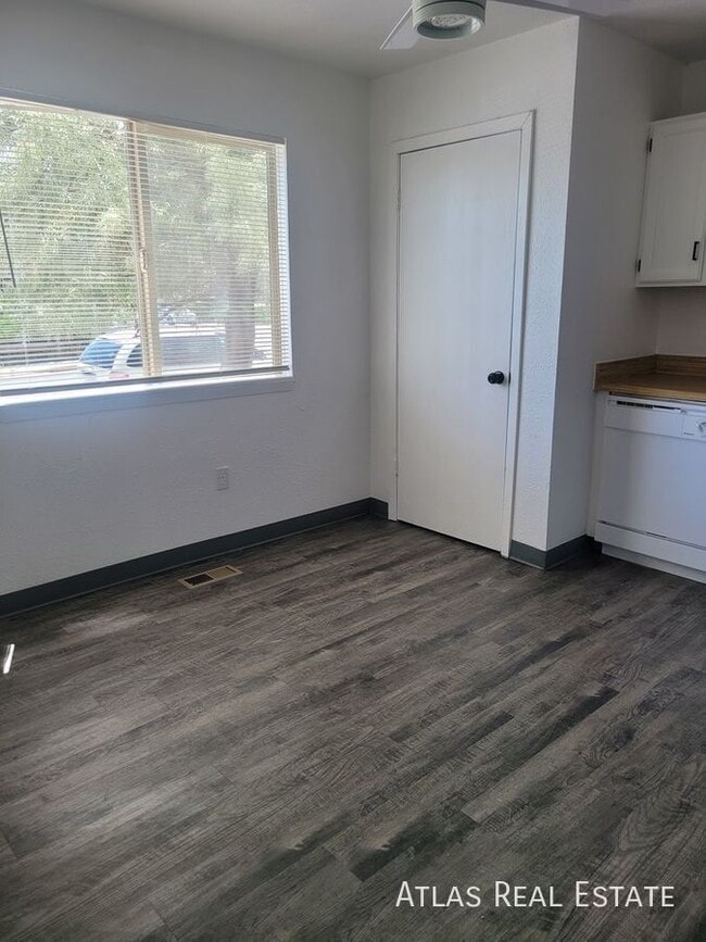 Photo - 2365 Split Rock Dr Apartment