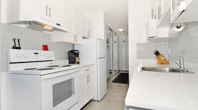 Building Photo - 1160 Haro St