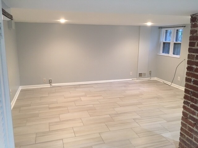 Building Photo - 2349 Ashmead Pl NW