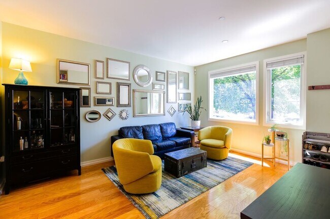 Building Photo - Modern Luxury Meets Serene Living in this ...
