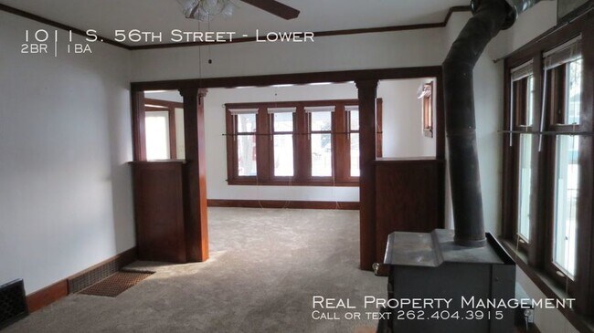 Foto del edificio - Cozy Lower Duplex