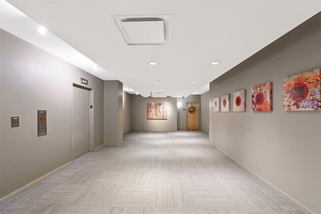 Foto del edificio - 915 Olive St