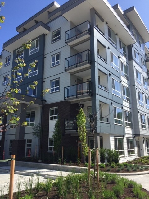 Photo principale - 102-2306-1516 McCallum Rd