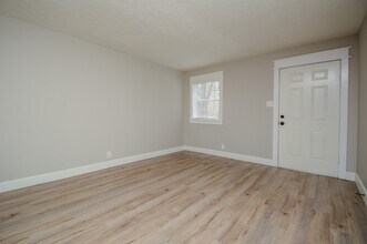Building Photo - 1305 Adams St