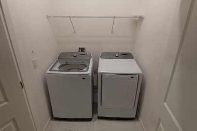 Foto del edificio - 3800 Sonoma Blvd