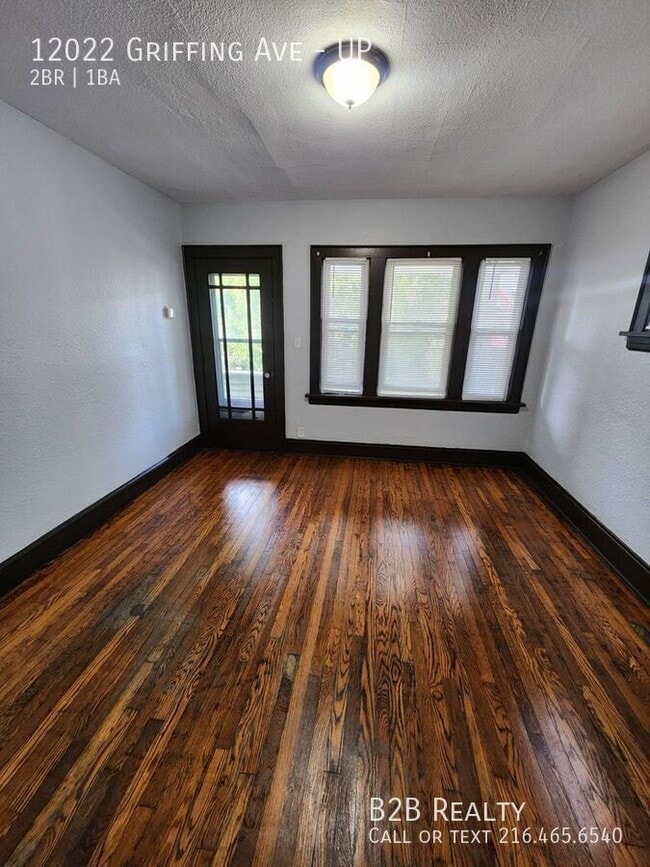 Foto del edificio - 12022 Griffing Ave