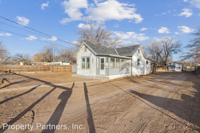Building Photo - 2 br, 1 bath House - 1841 Del Norte Drive SW