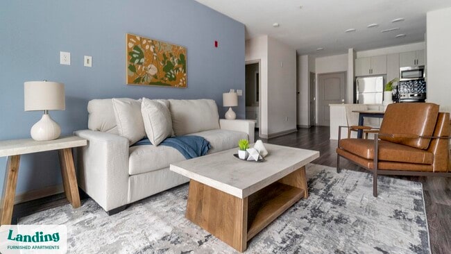 Building Photo - 900 E Six Forks Rd