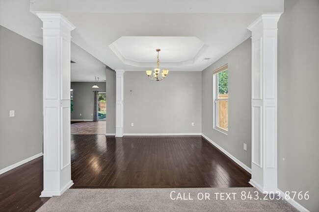Building Photo - 165 Weeping Cypress Dr