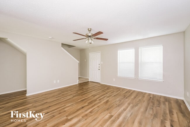 Building Photo - 2553 Big Spring Dr