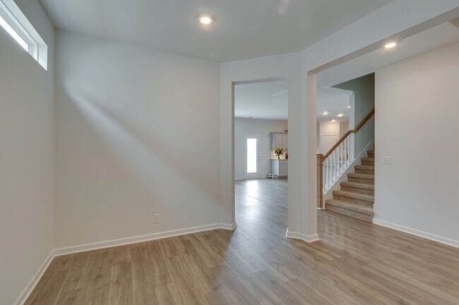 Foto del edificio - 5020 Bridgemore Blvd