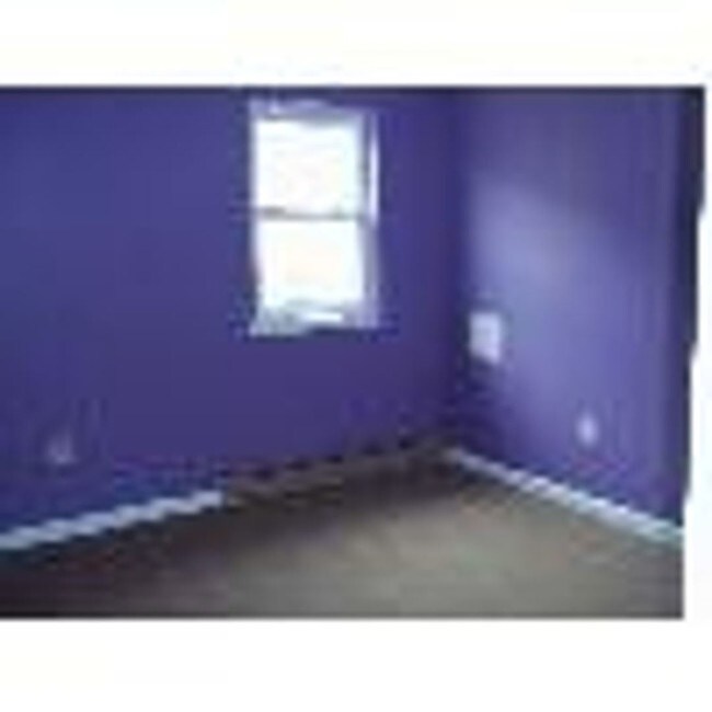Building Photo - 2 br, 1 bath House - 1035 CLOVERTON DRIVE