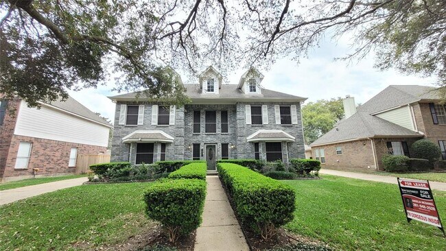 Building Photo - 1827 Cheyenne River Cir
