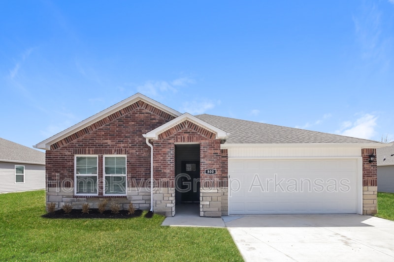 800 Comanche Dr, Gentry, AR 72734 House Rental in Gentry, AR