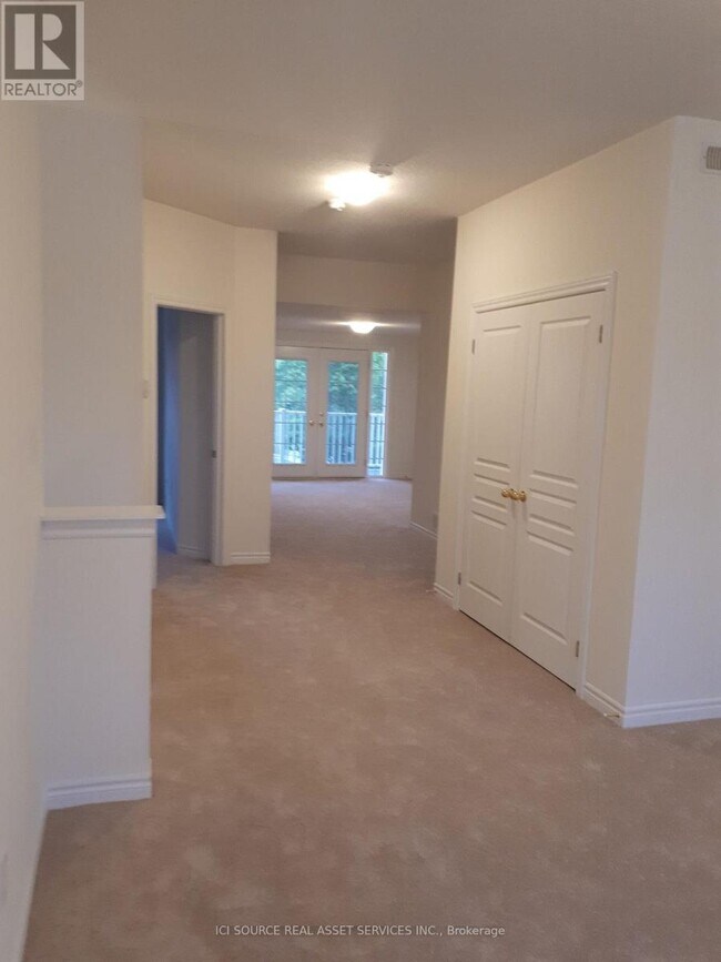 Building Photo - 403 Westwood Dr